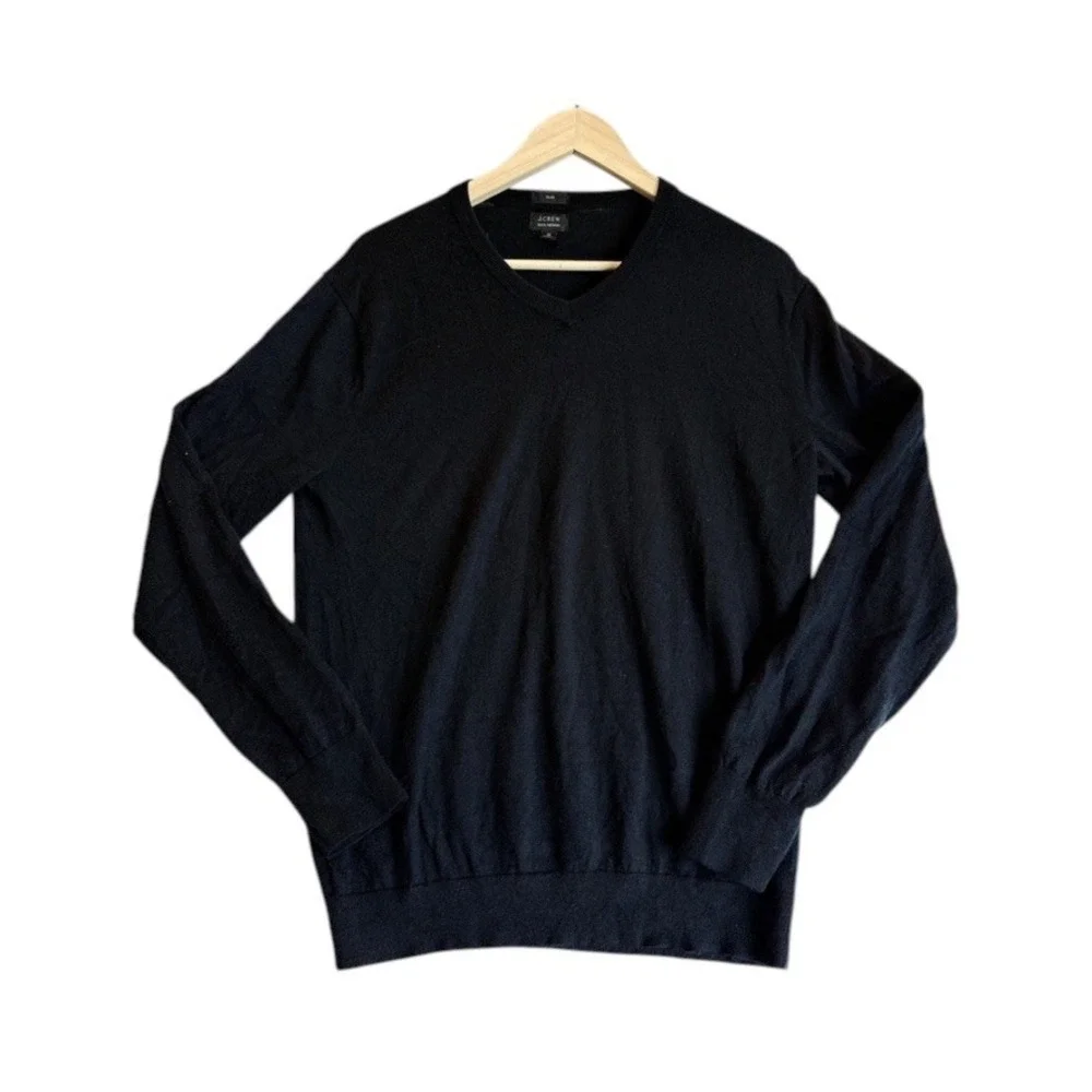 J.Crew V-Neck Sweater Men M Black Slim Fit 100% Merino Wool AE138